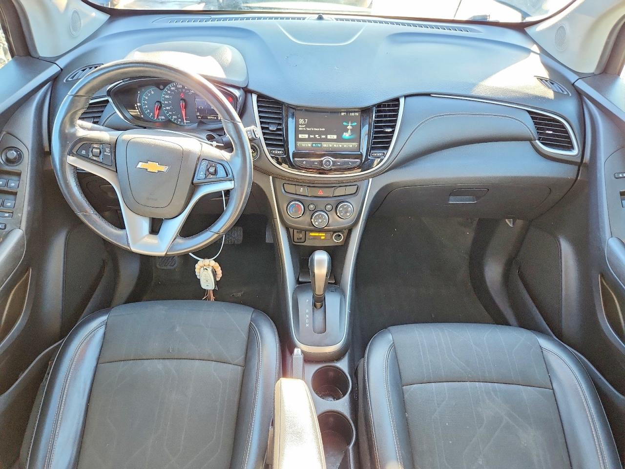 2017 CHEVROLET TRAX 1LT photo 22