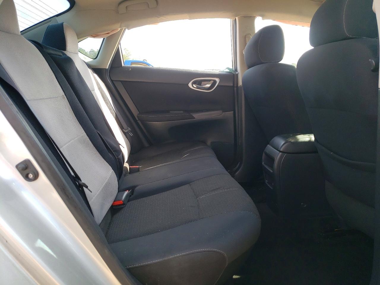 2015 NISSAN SENTRA S photo 19