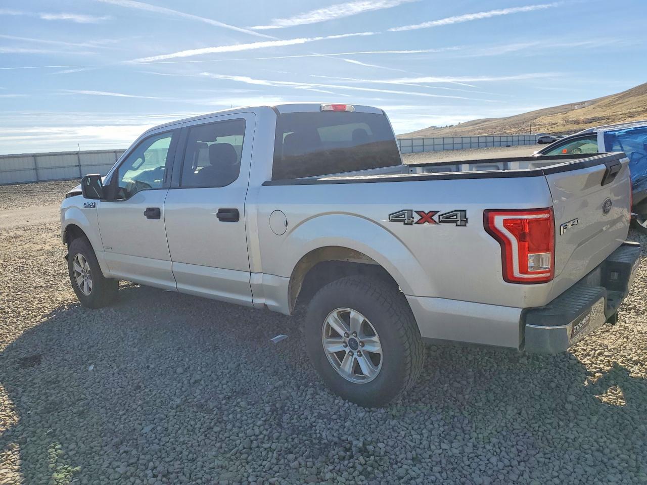 2016 FORD F150 SUPERCREW photo 2