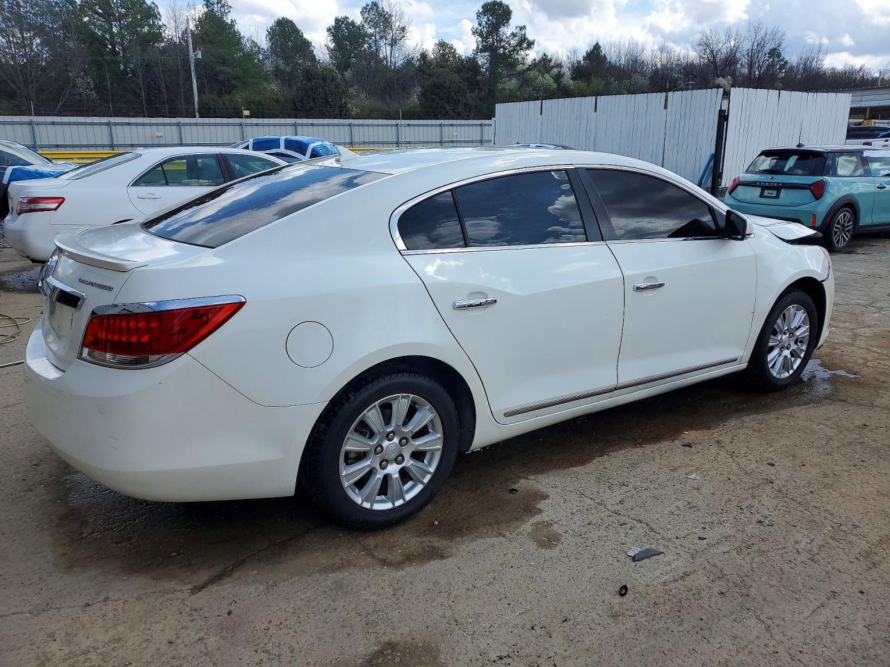 2012 BUICK LACROSSE photo 3