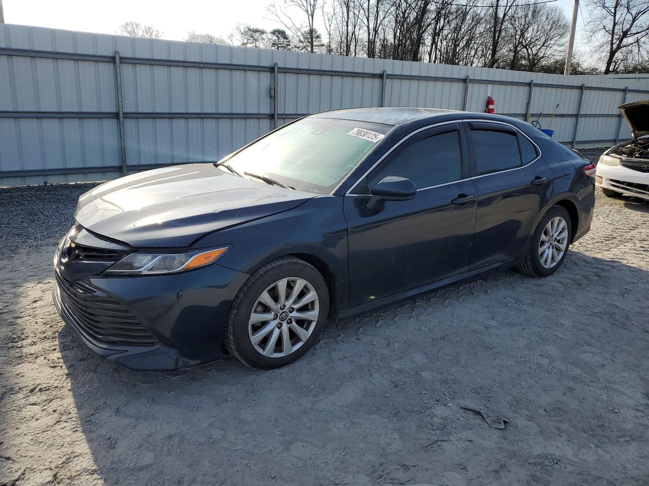 2018 TOYOTA CAMRY