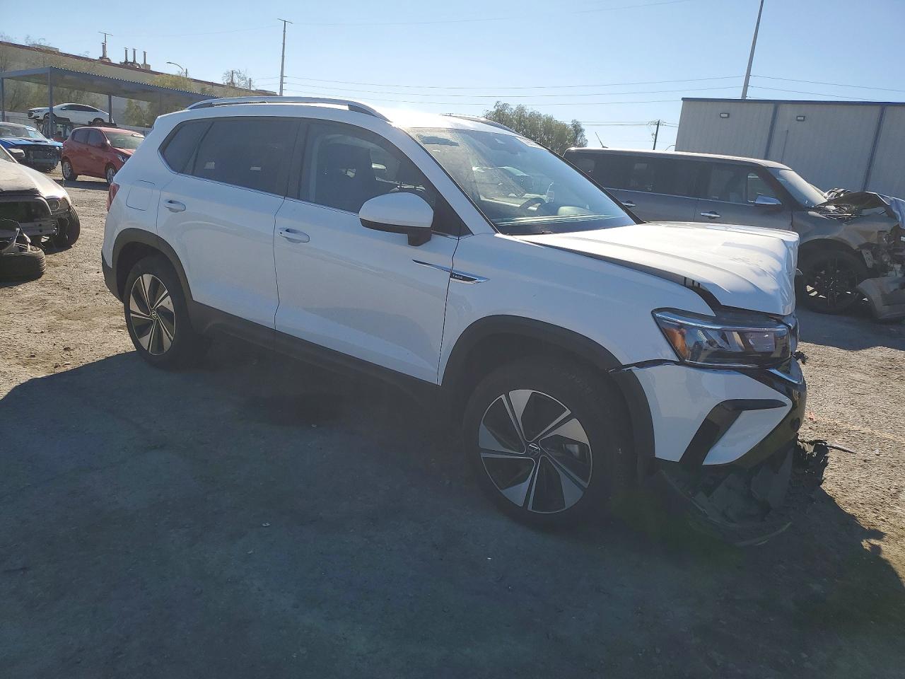2024 VOLKSWAGEN TAOS SE photo 7