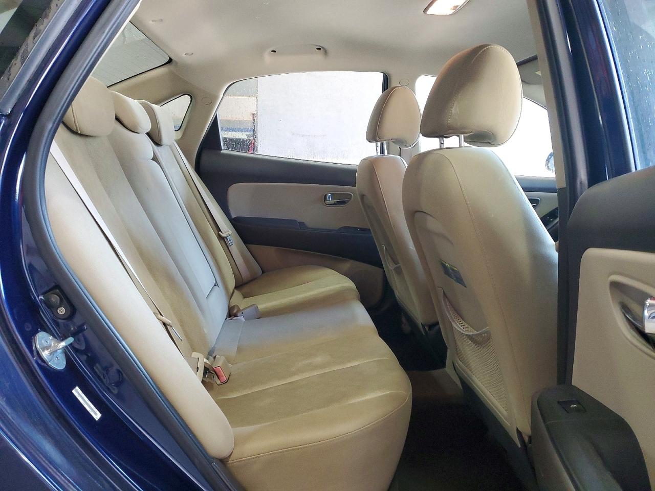 2010 HYUNDAI ELANTRA GLS photo 19