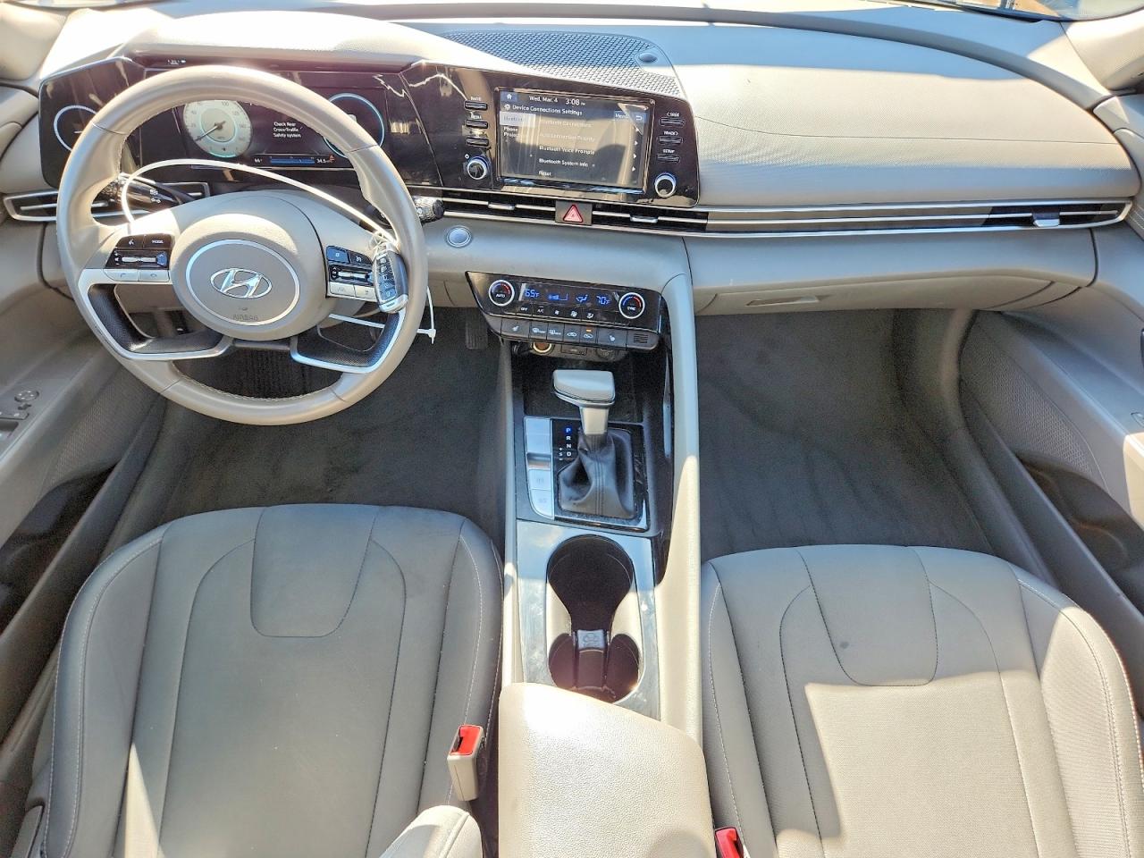 2022 HYUNDAI ELANTRA SEL photo 22