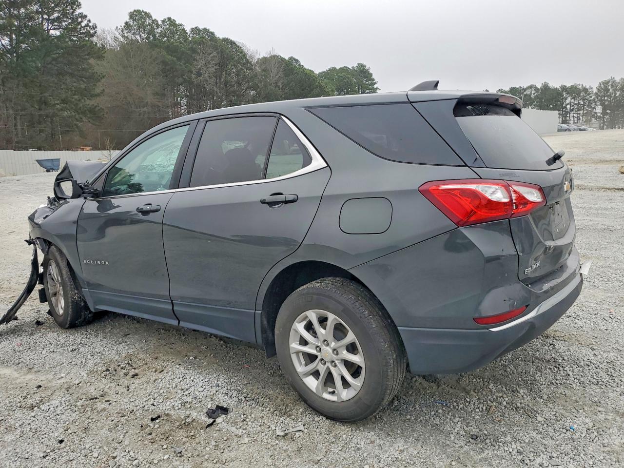 2021 CHEVROLET EQUINOX LT photo 3