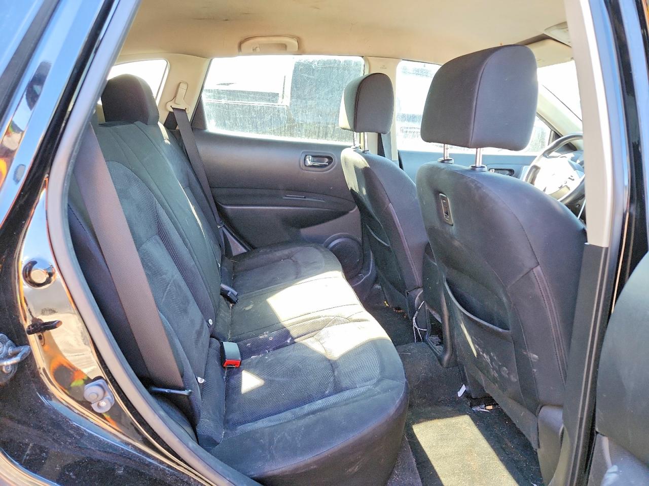 2015 NISSAN ROGUE SELECT S photo 28
