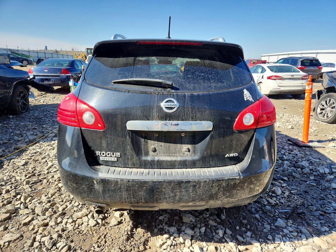 2015 NISSAN ROGUE SELECT S photo 16