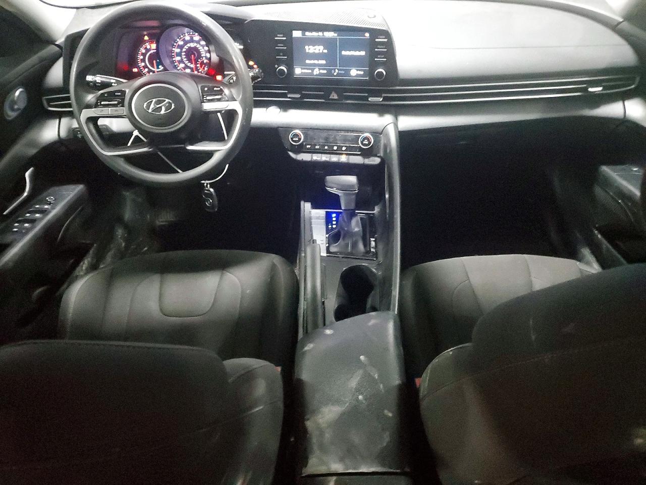 2021 HYUNDAI ELANTRA SEL photo 15