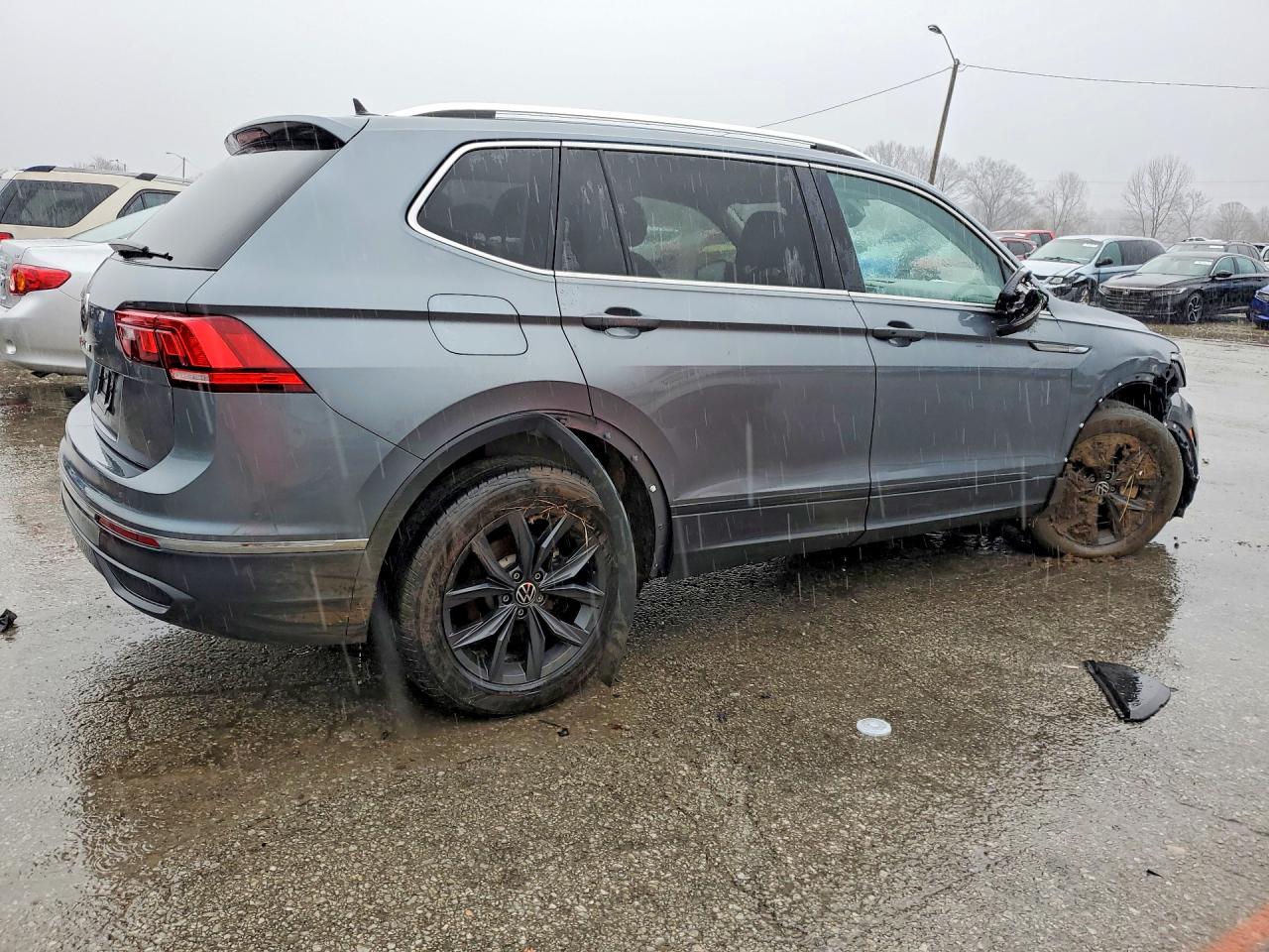 2024 VOLKSWAGEN TIGUAN photo 7