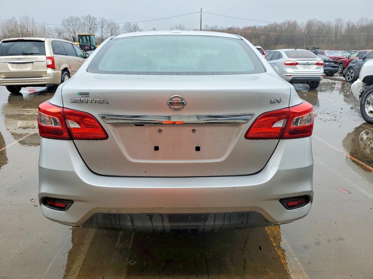 2019 NISSAN SENTRA SV photo 11