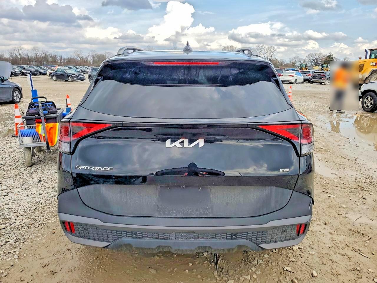 2023 KIA SPORTAGE X-LINE photo 6