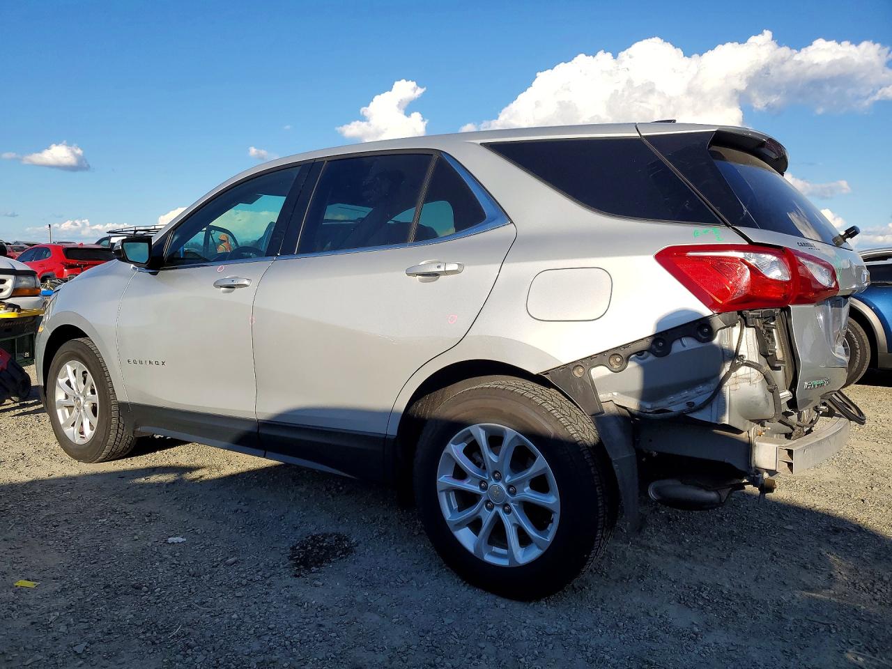2019 CHEVROLET EQUINOX LT photo 2