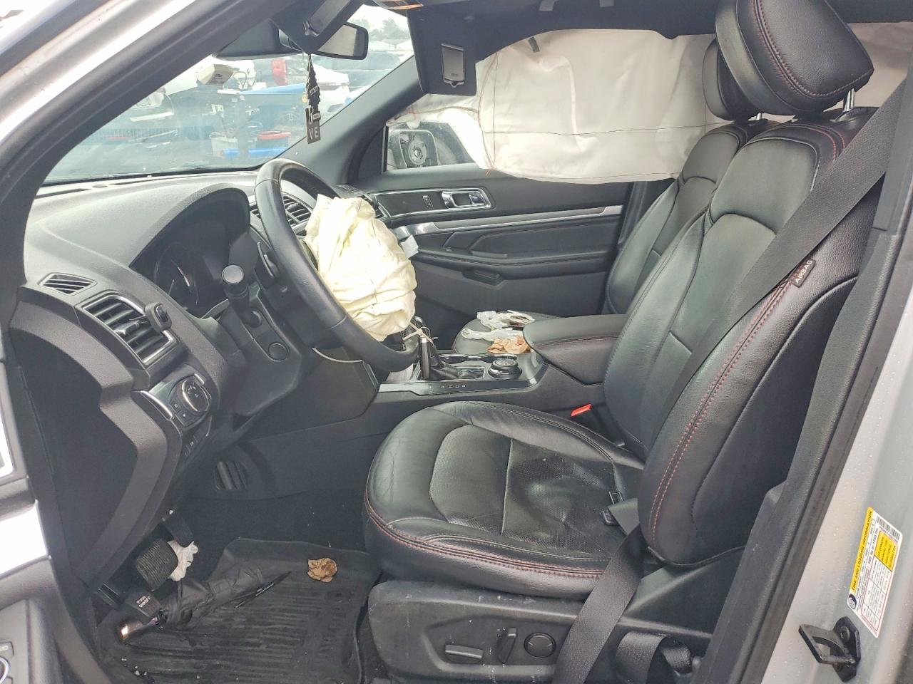 2019 FORD EXPLORER SPORT photo 19
