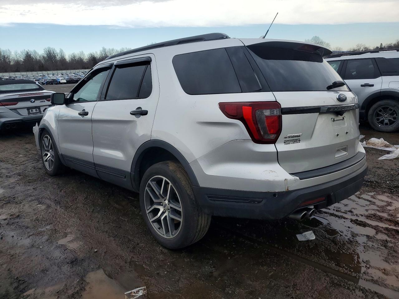 2019 FORD EXPLORER SPORT photo 4