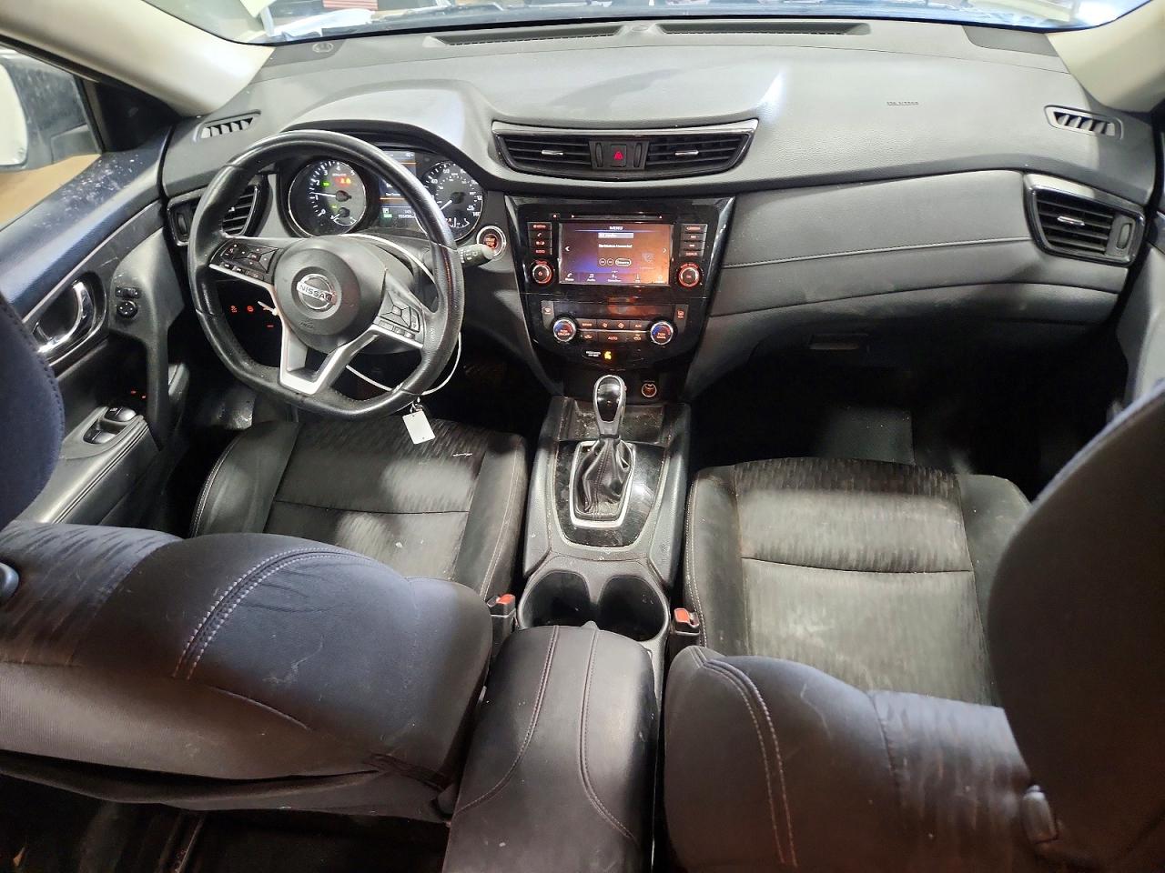 2019 NISSAN ROGUE SV photo 15