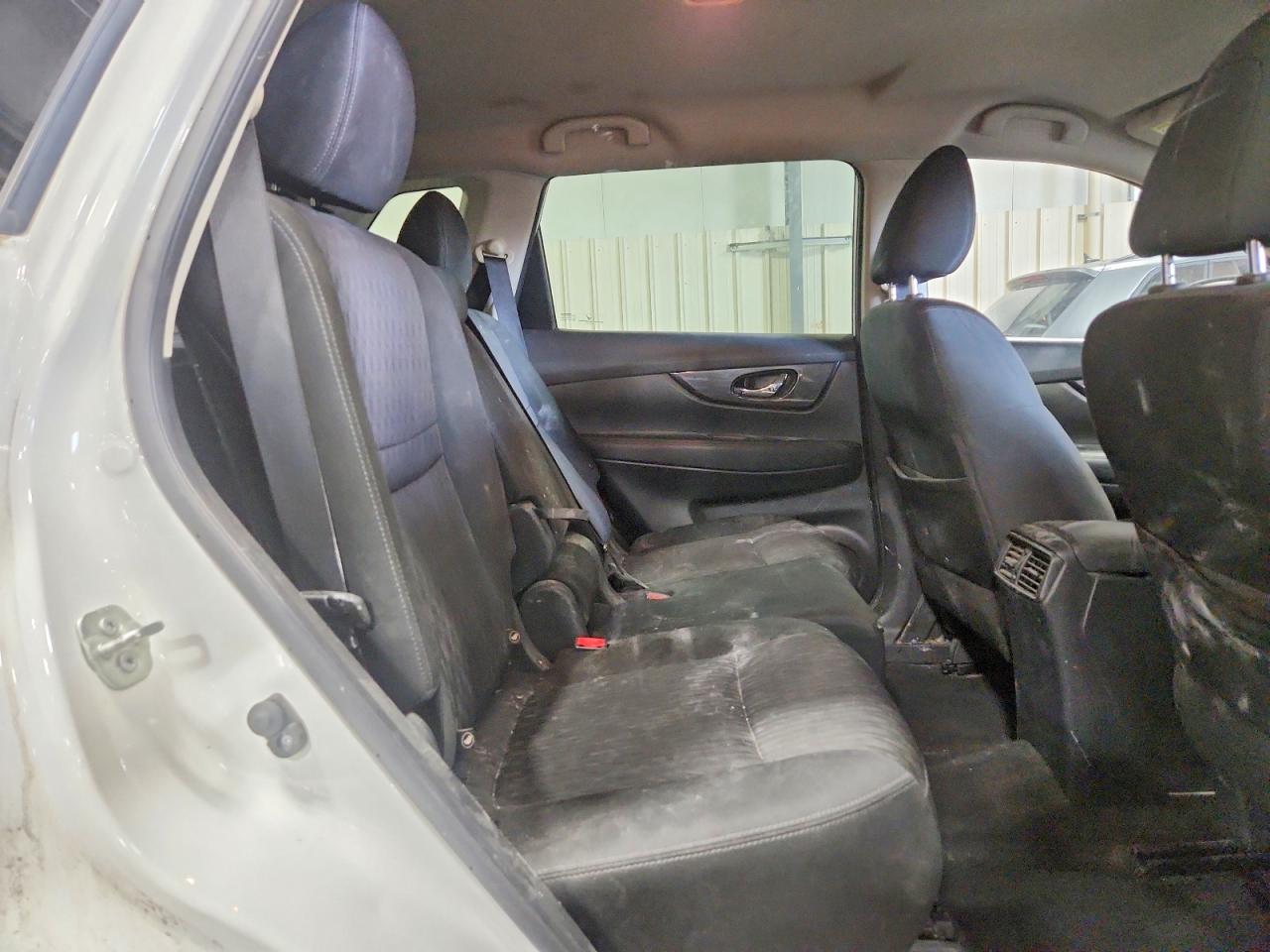 2019 NISSAN ROGUE SV photo 21