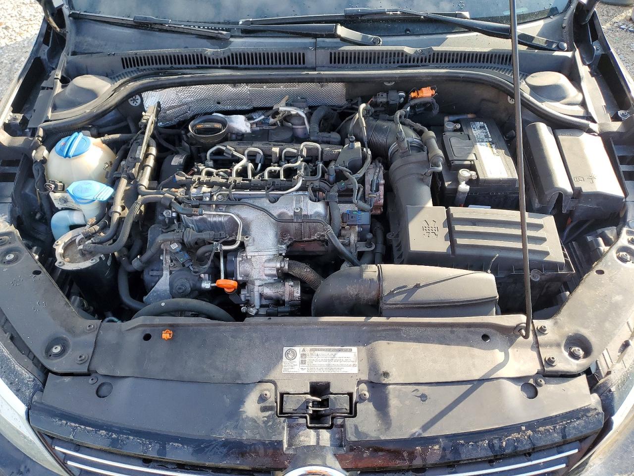 2012 VOLKSWAGEN JETTA TDI photo 11