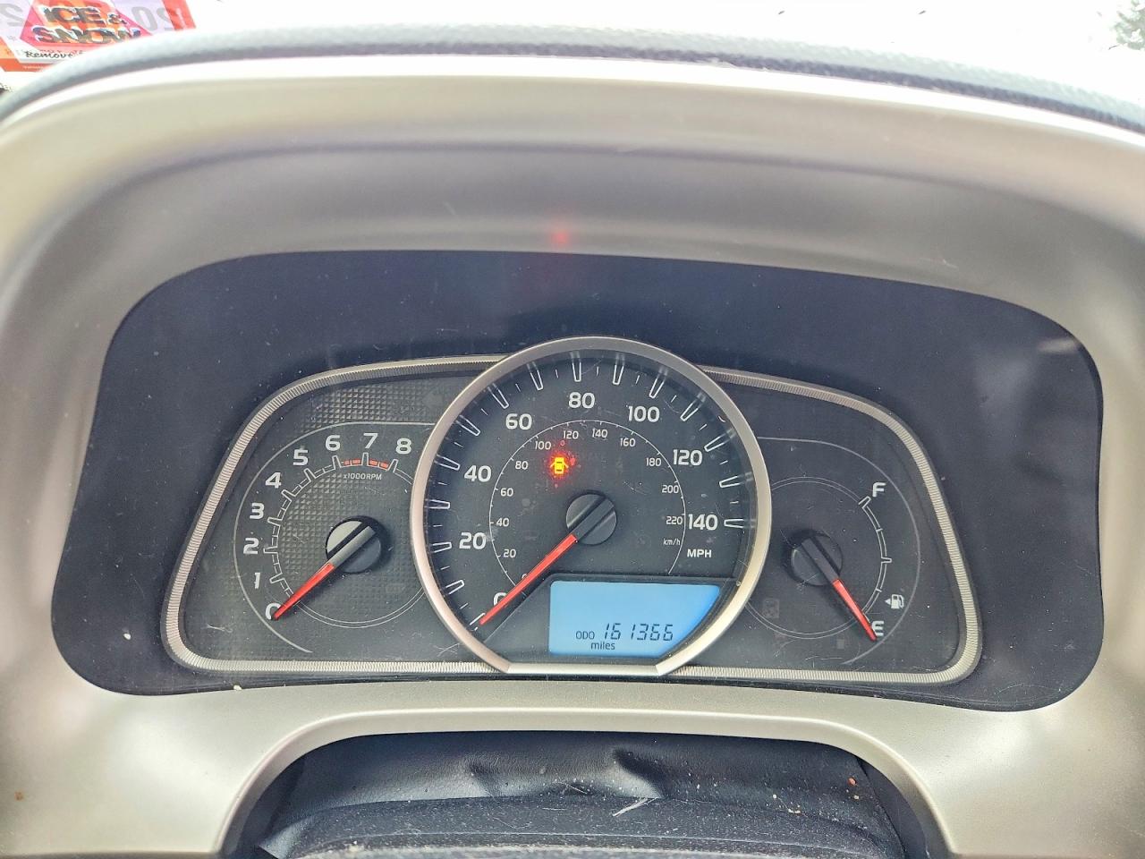 2015 TOYOTA RAV4 XLE photo 9