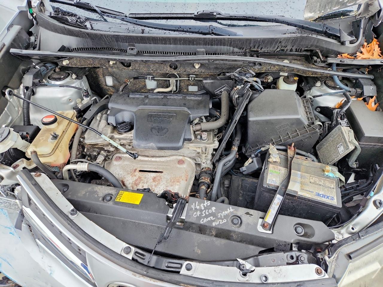 2015 TOYOTA RAV4 XLE photo 11