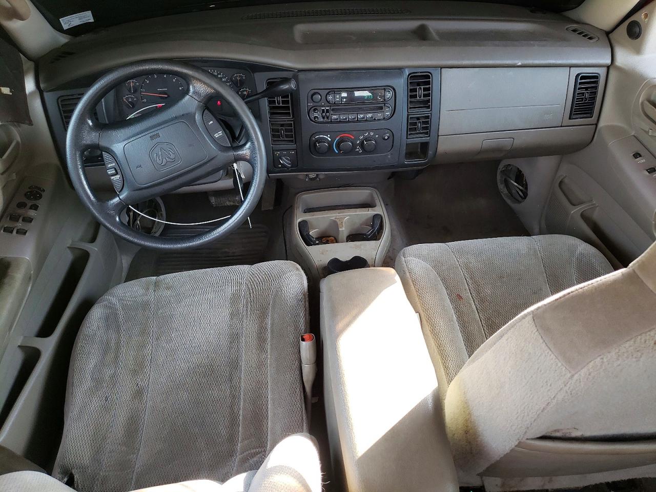 2003 DODGE DAKOTA QUAD SLT photo 8