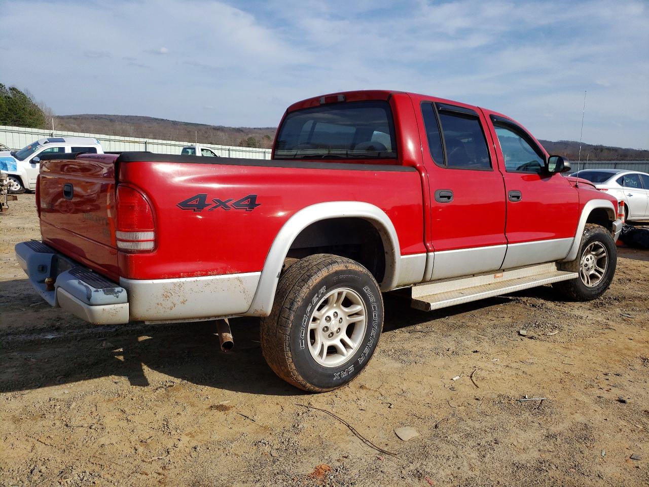 2003 DODGE DAKOTA QUAD SLT photo 3