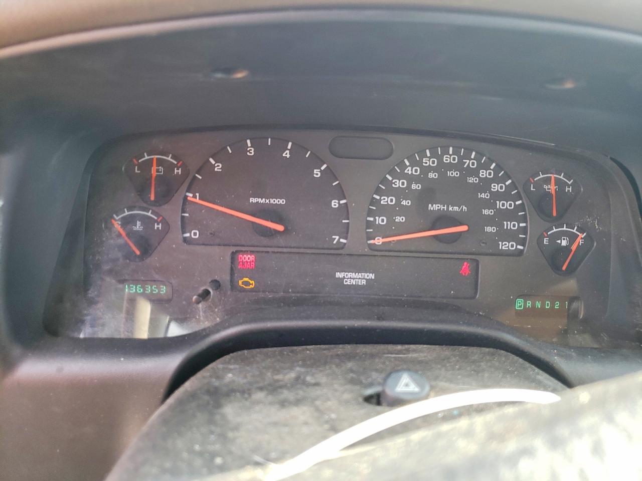 2003 DODGE DAKOTA QUAD SLT photo 9