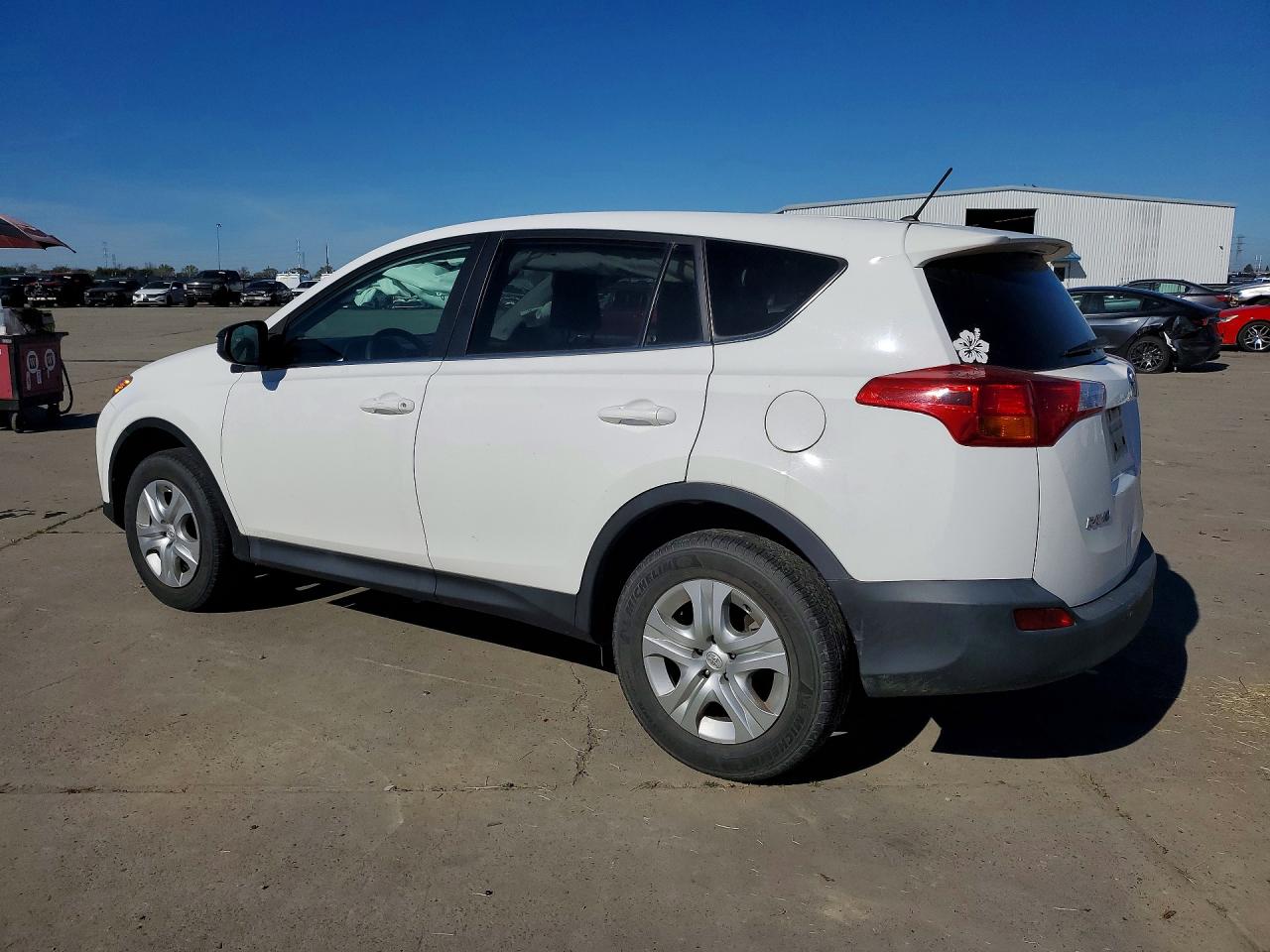 2015 TOYOTA RAV4 LE photo 3