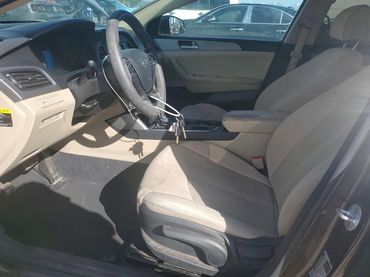 2015 HYUNDAI SONATA SE photo 7