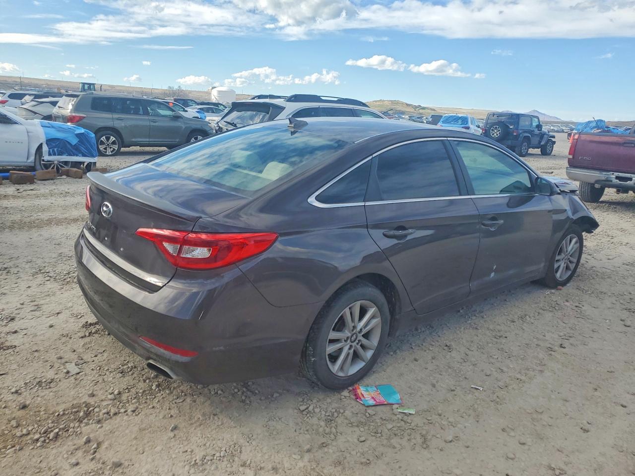 2015 HYUNDAI SONATA SE photo 3