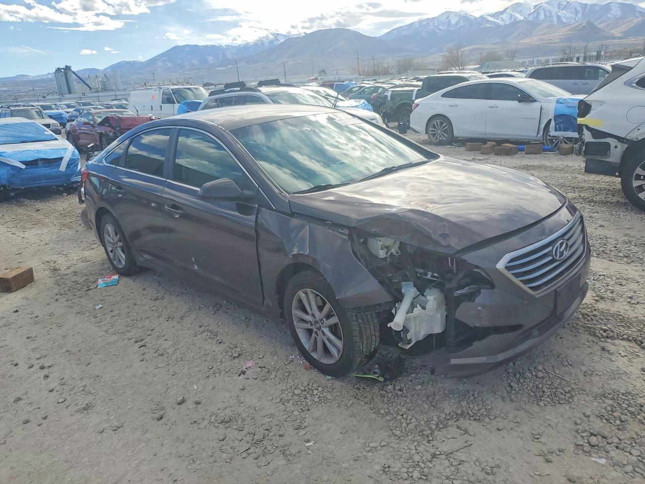 2015 HYUNDAI SONATA SE photo 4