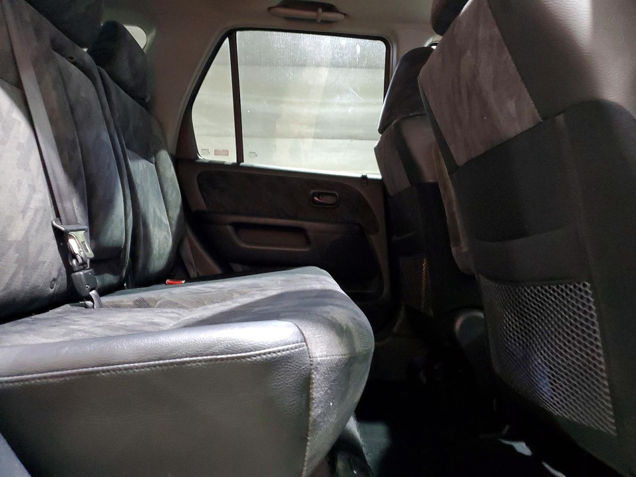 2004 HONDA CR-V EX photo 21