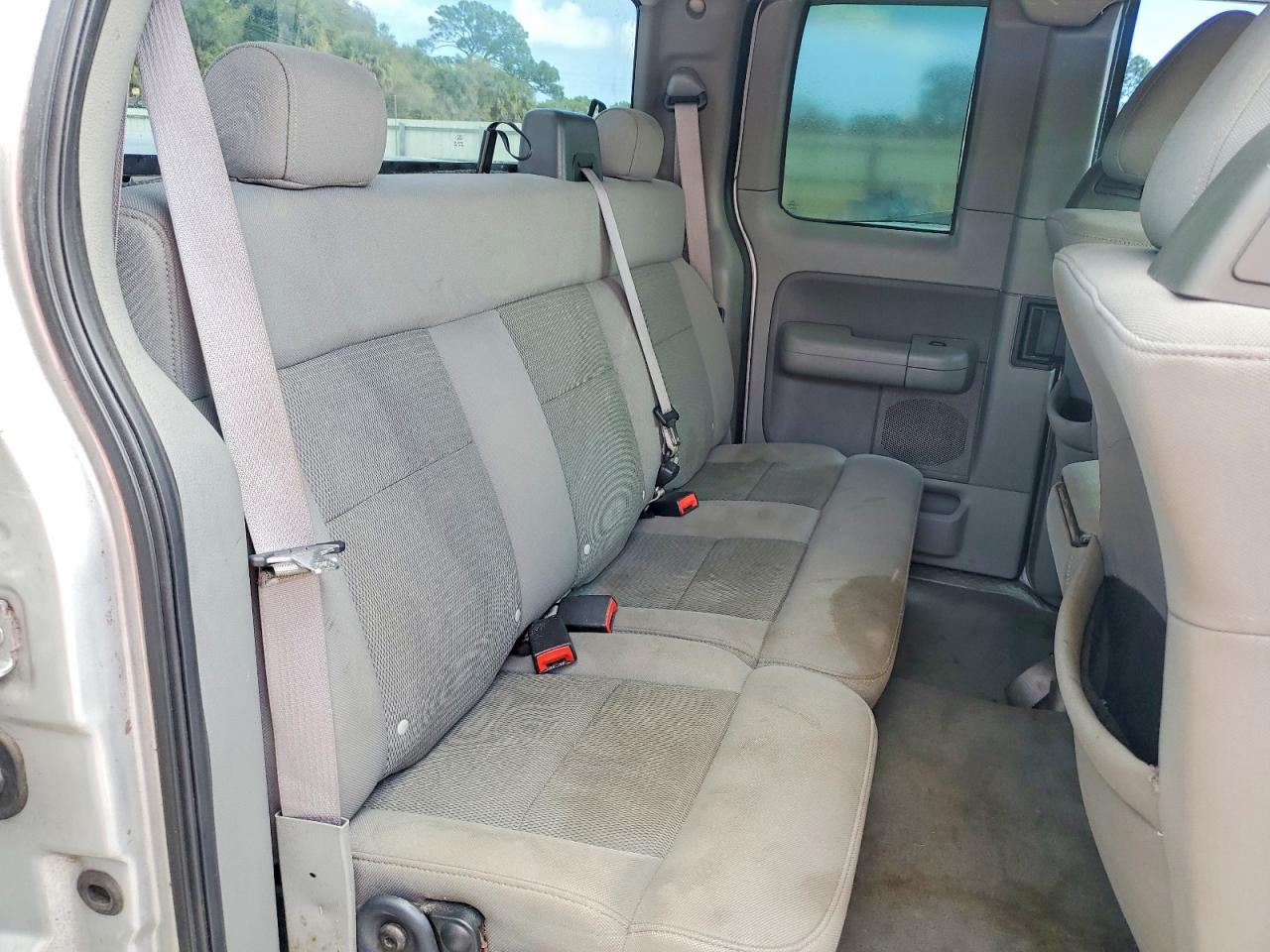 2004 FORD F150 photo 10