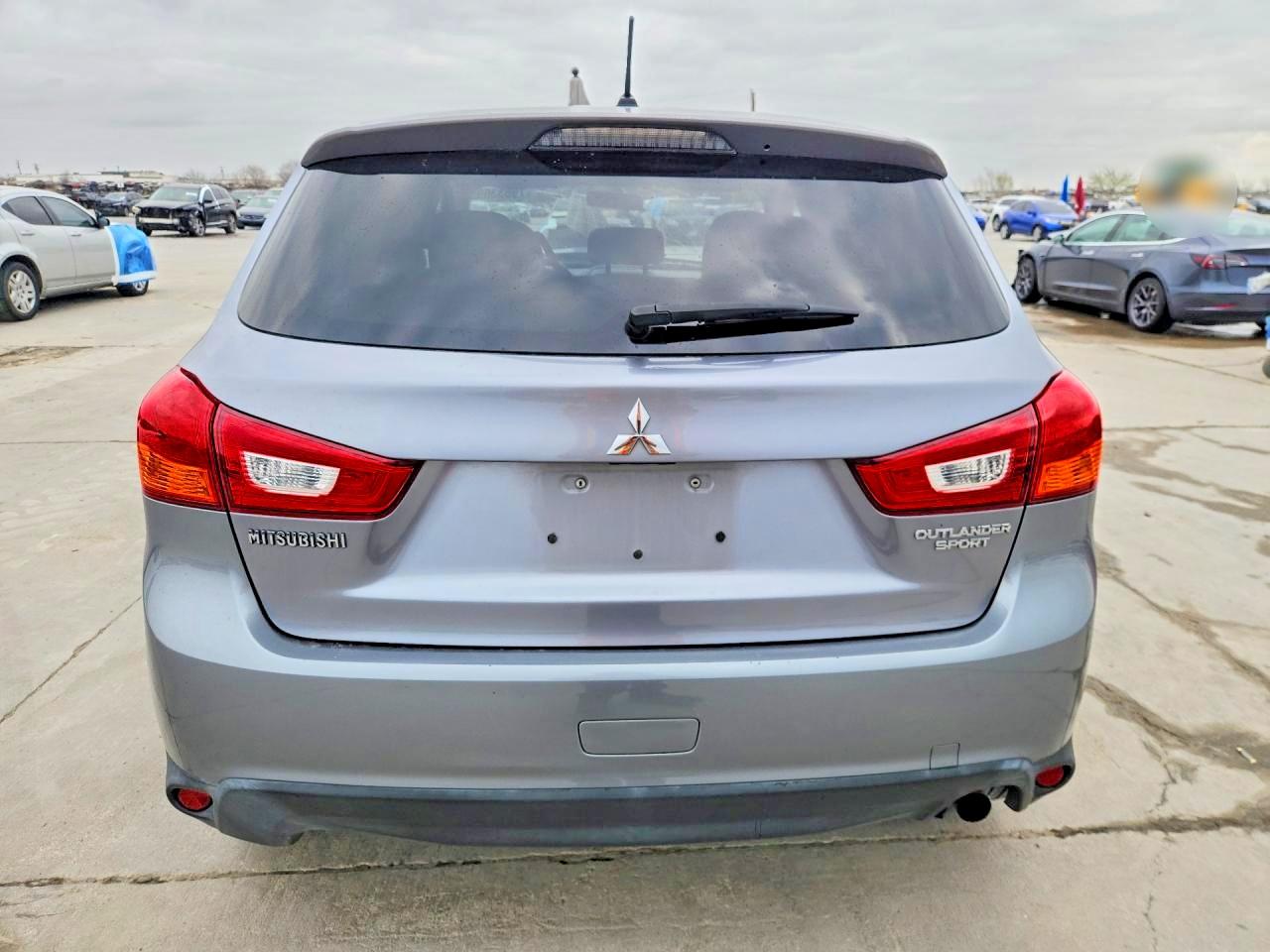2016 MITSUBISHI OUTLANDER SPORT ES photo 6