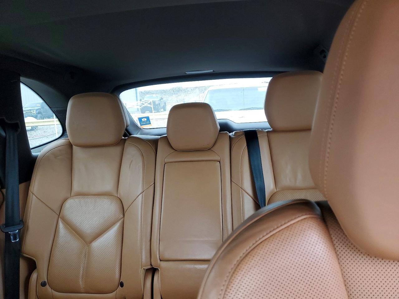 2013 PORSCHE CAYENNE S photo 10