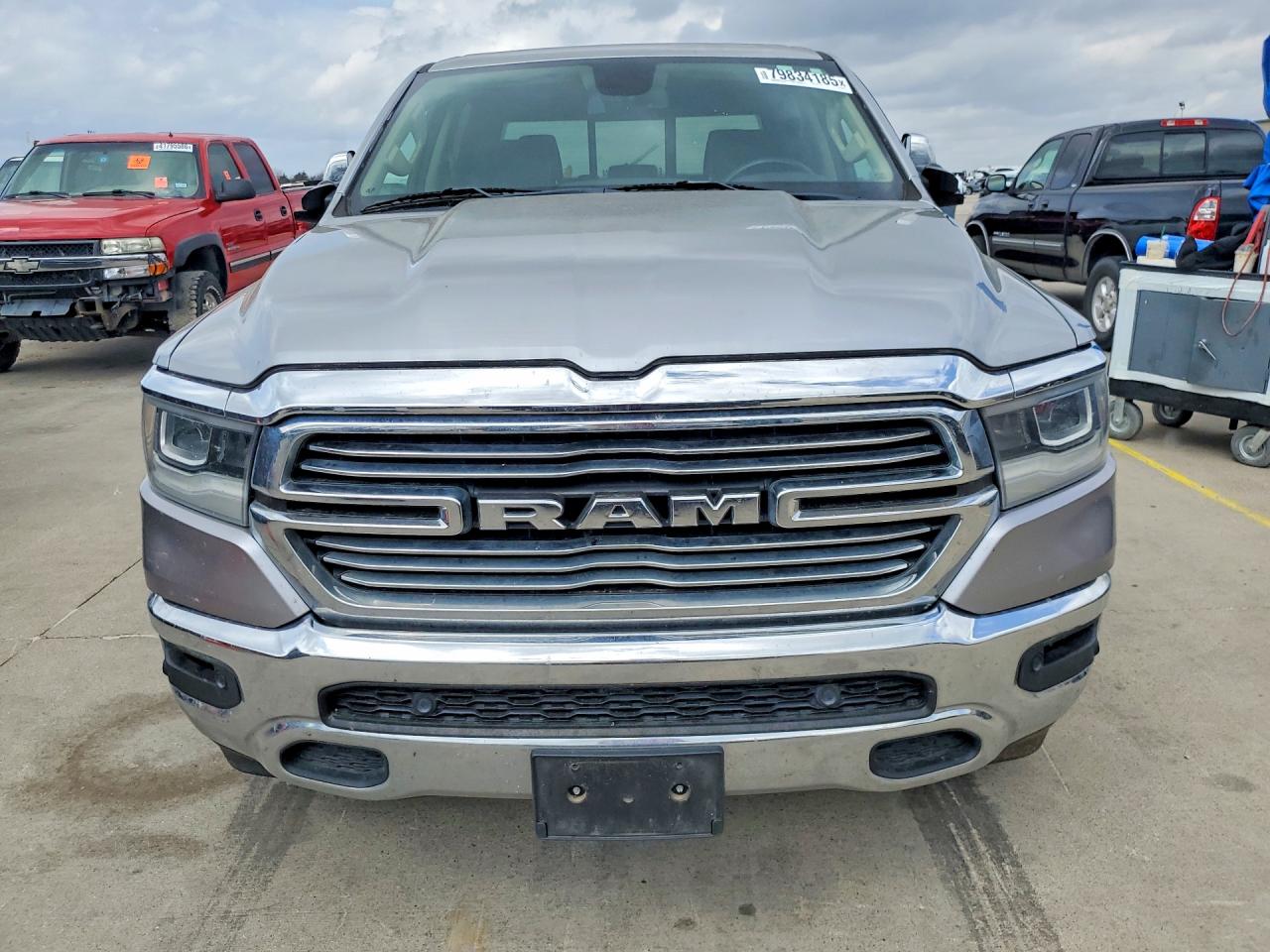 2019 RAM 1500 LARAMIE photo 5