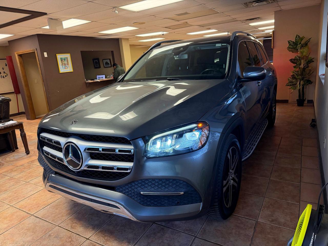 2020 MERZ GLS 450 4M CHARC photo 4