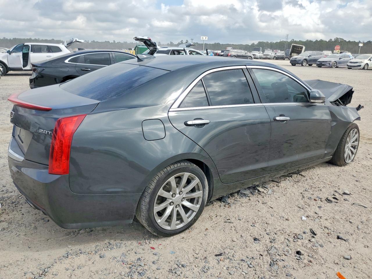 2018 CADILLAC ATS LUXURY photo 5