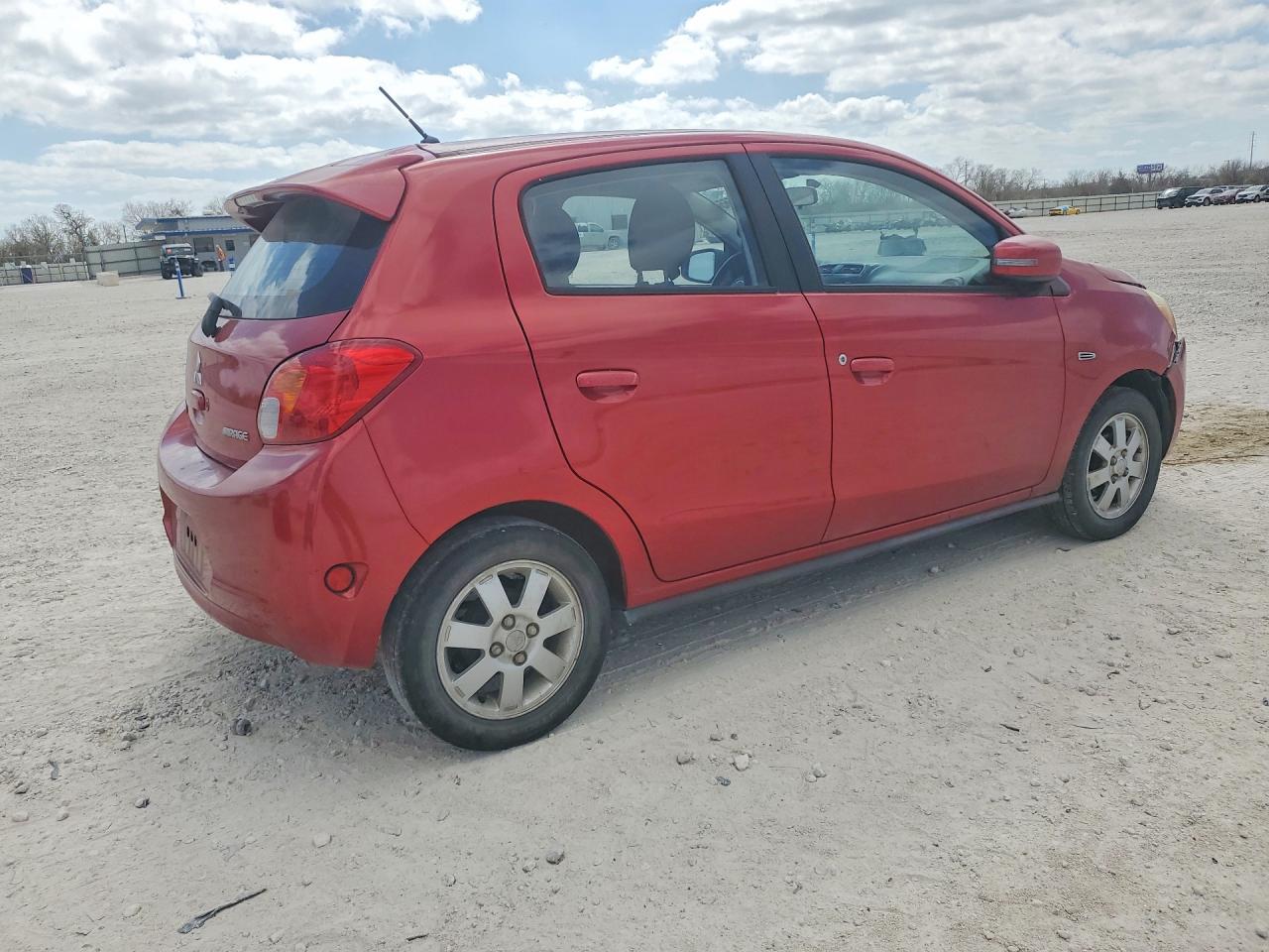 2015 MITSUBISHI MIRAGE ES photo 3