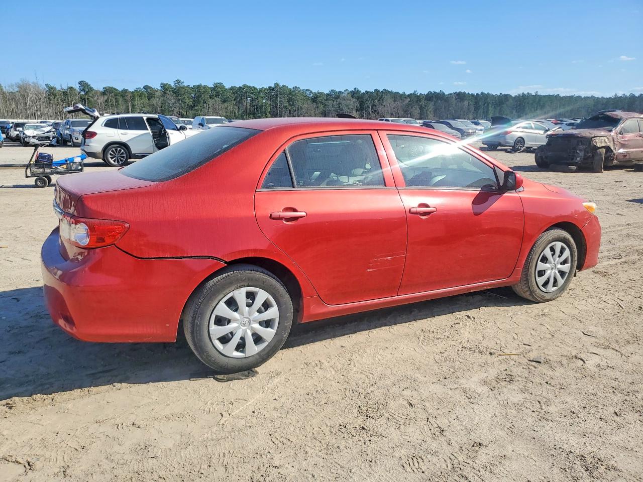 2013 TOYOTA COROLLA L photo 3