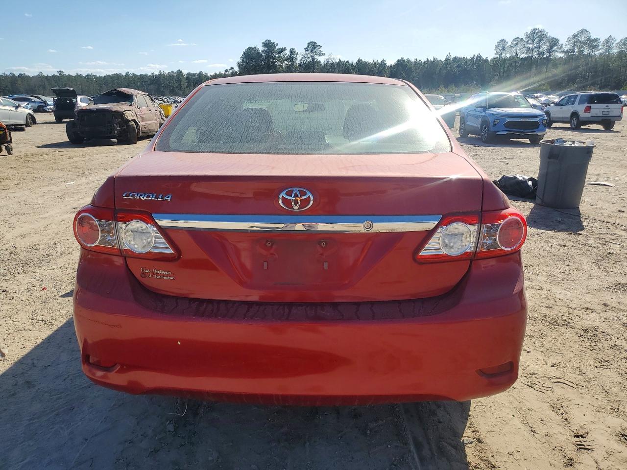 2013 TOYOTA COROLLA L photo 6
