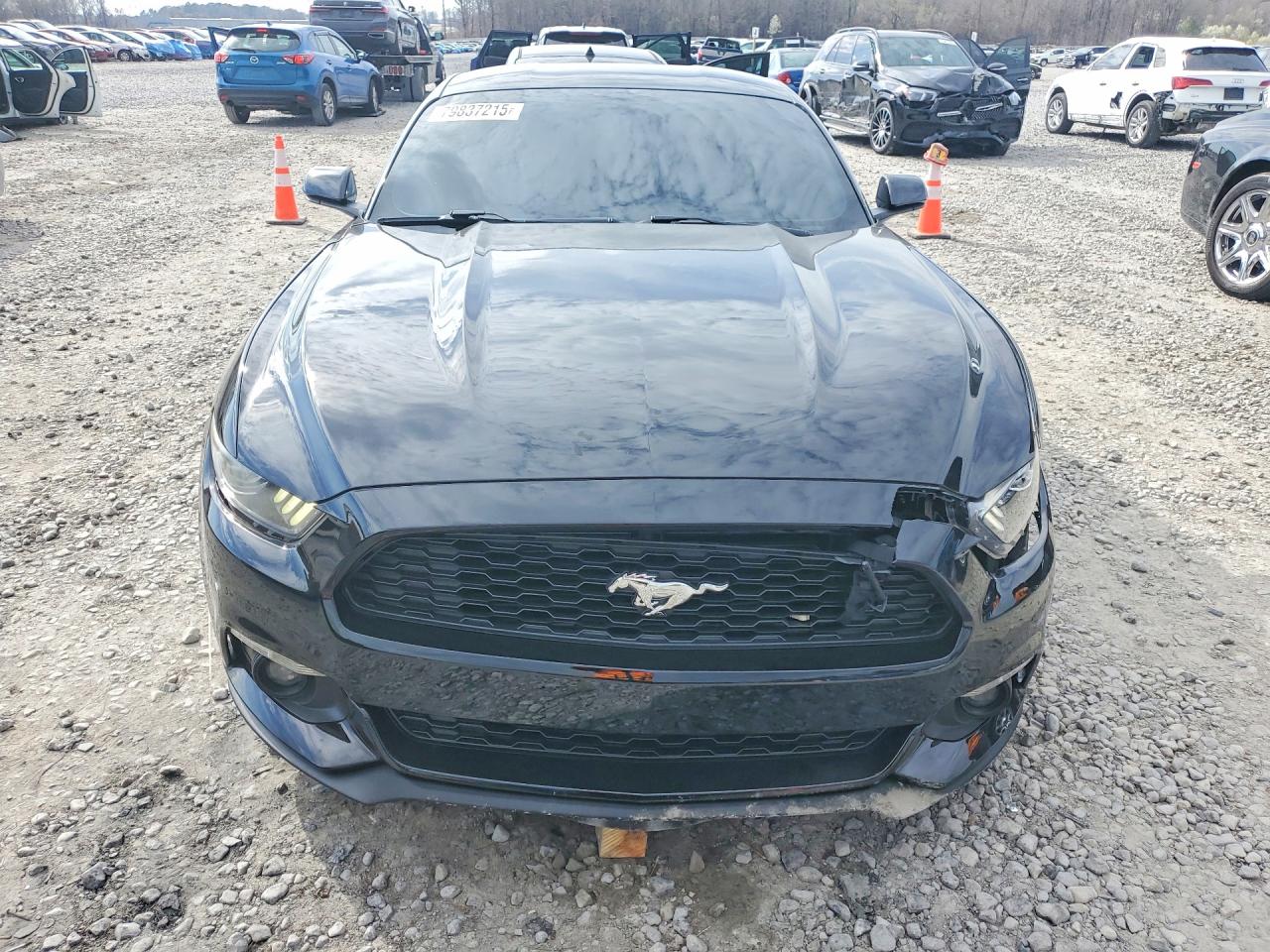 2017 FORD MUSTANG photo 5