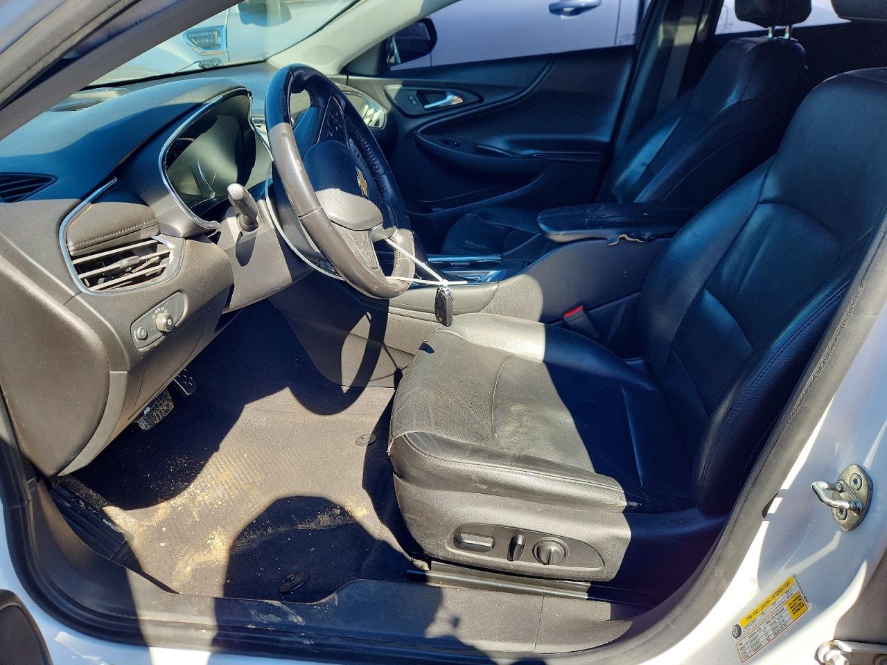 2017 CHEVROLET MALIBU LT photo 7