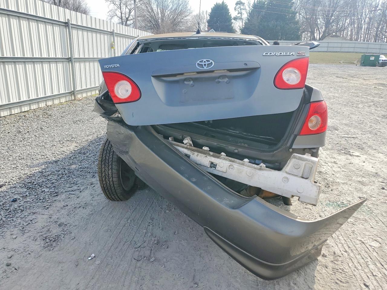 2005 TOYOTA COROLLA S photo 11