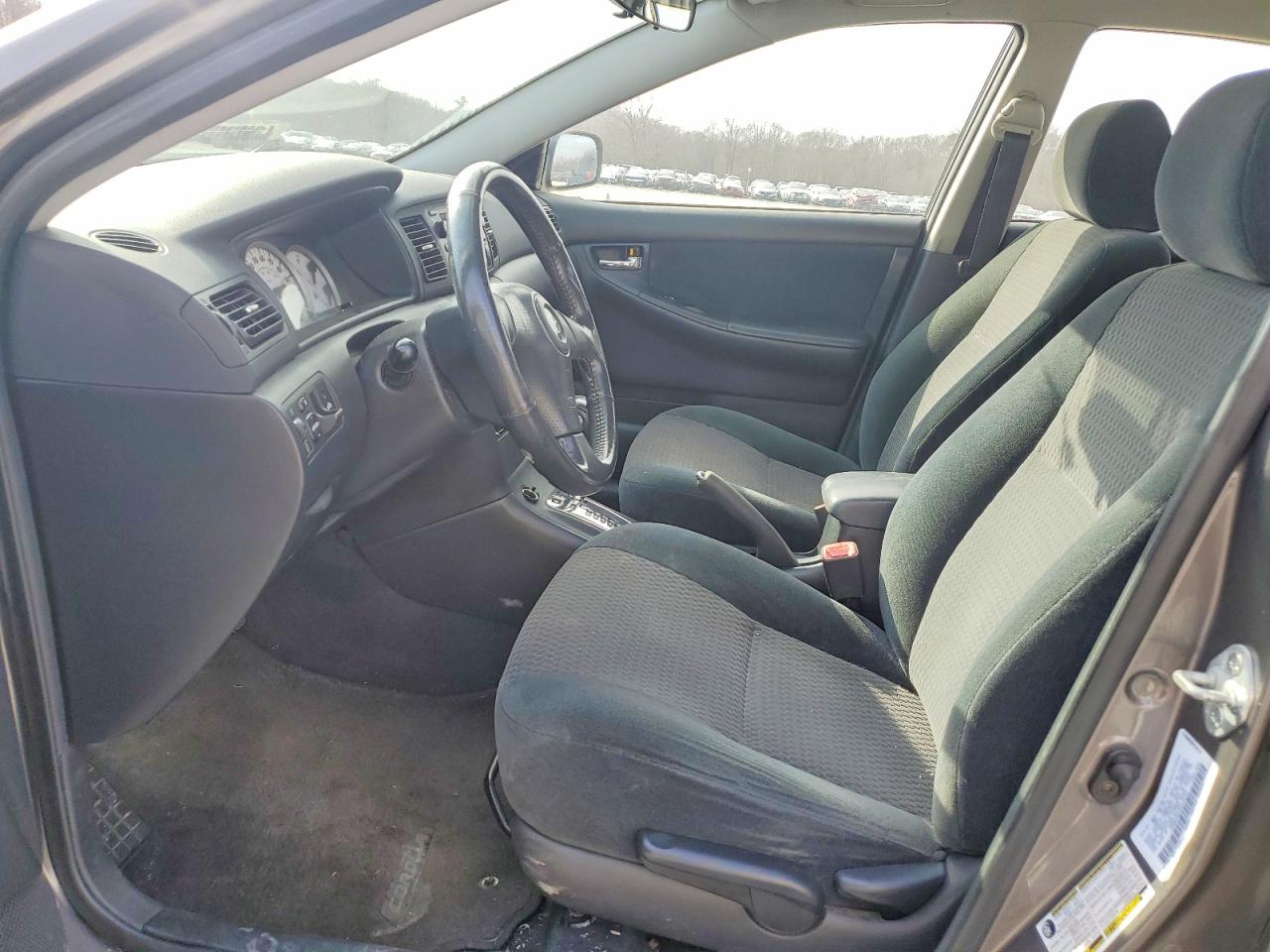 2005 TOYOTA COROLLA S photo 13