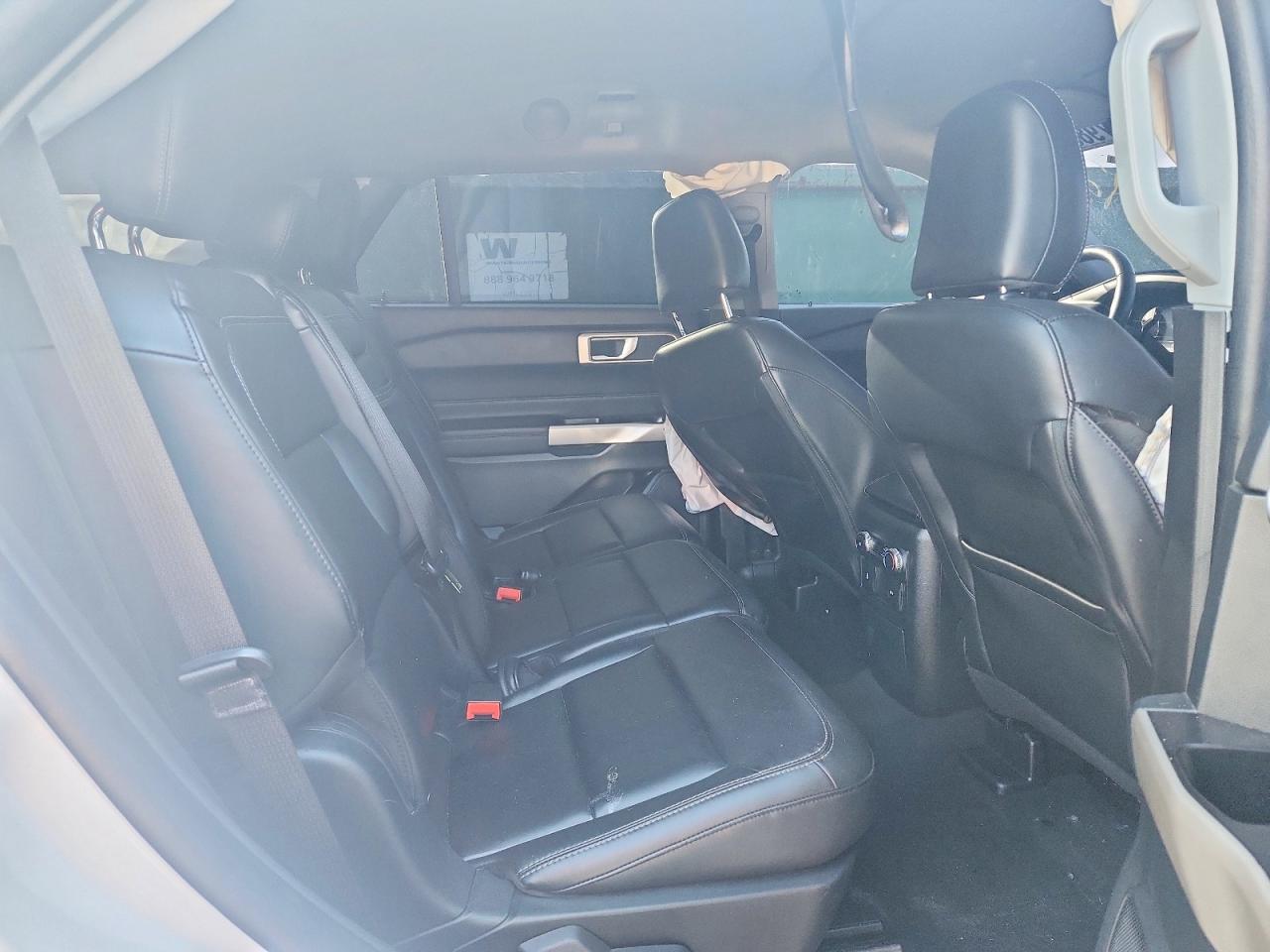 2023 FORD EXPLORER XLT photo 11