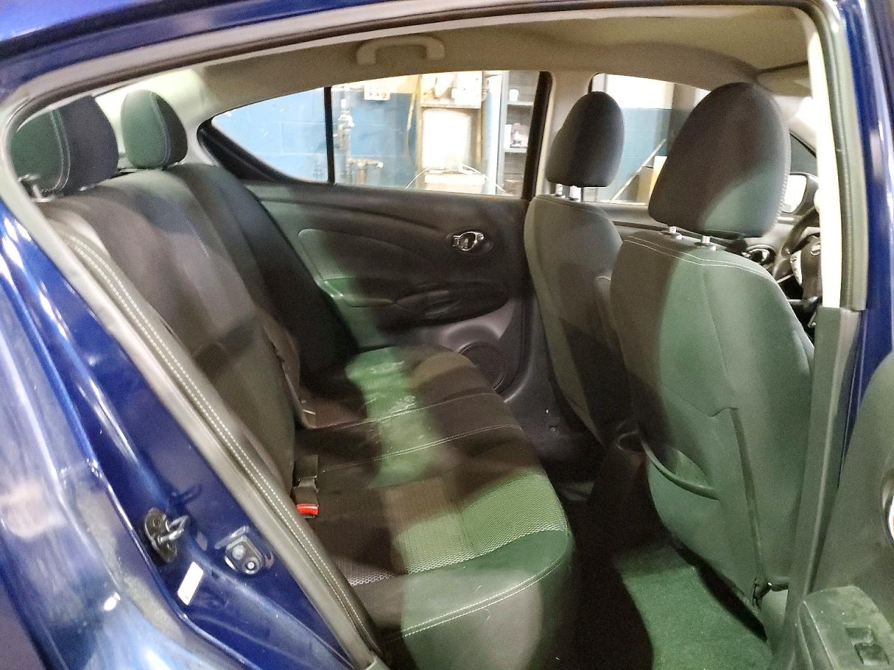 2018 NISSAN VERSA SV photo 28
