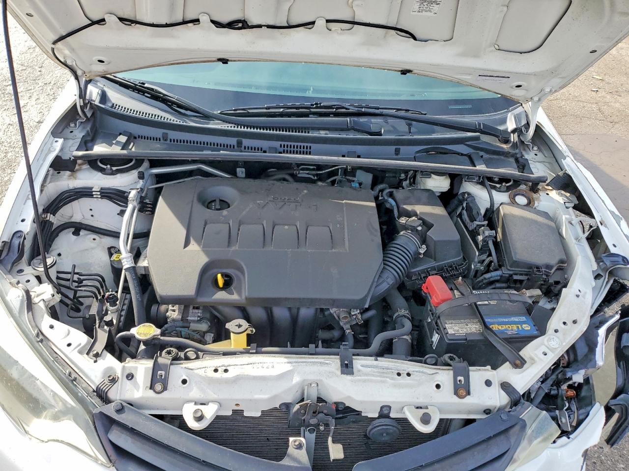 2014 TOYOTA COROLLA LE photo 11
