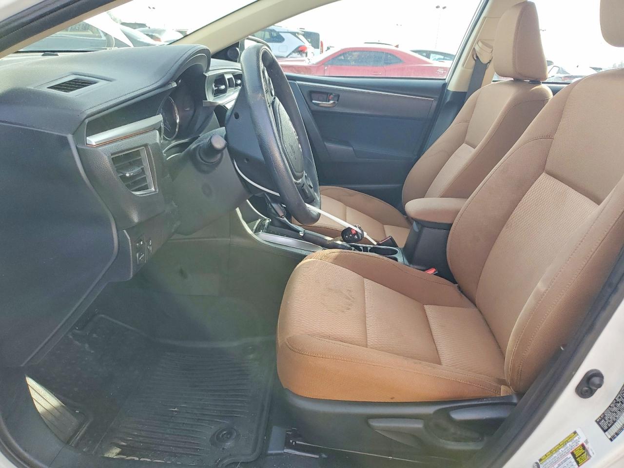 2014 TOYOTA COROLLA LE photo 7