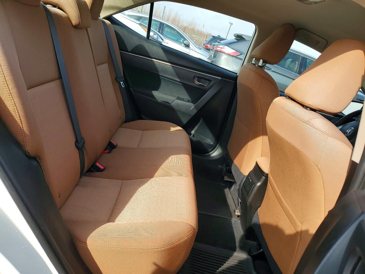 2014 TOYOTA COROLLA LE photo 10