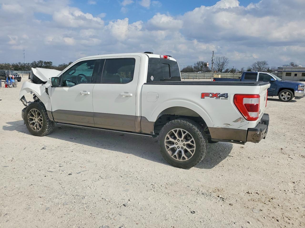2022 FORD F150 SUPERCREW photo 2